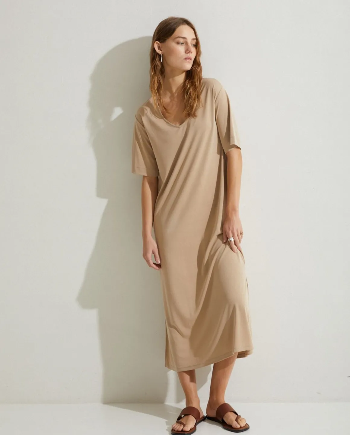 YERSE Dresses And Jumpsuits^Flowy Midi Dress Beige